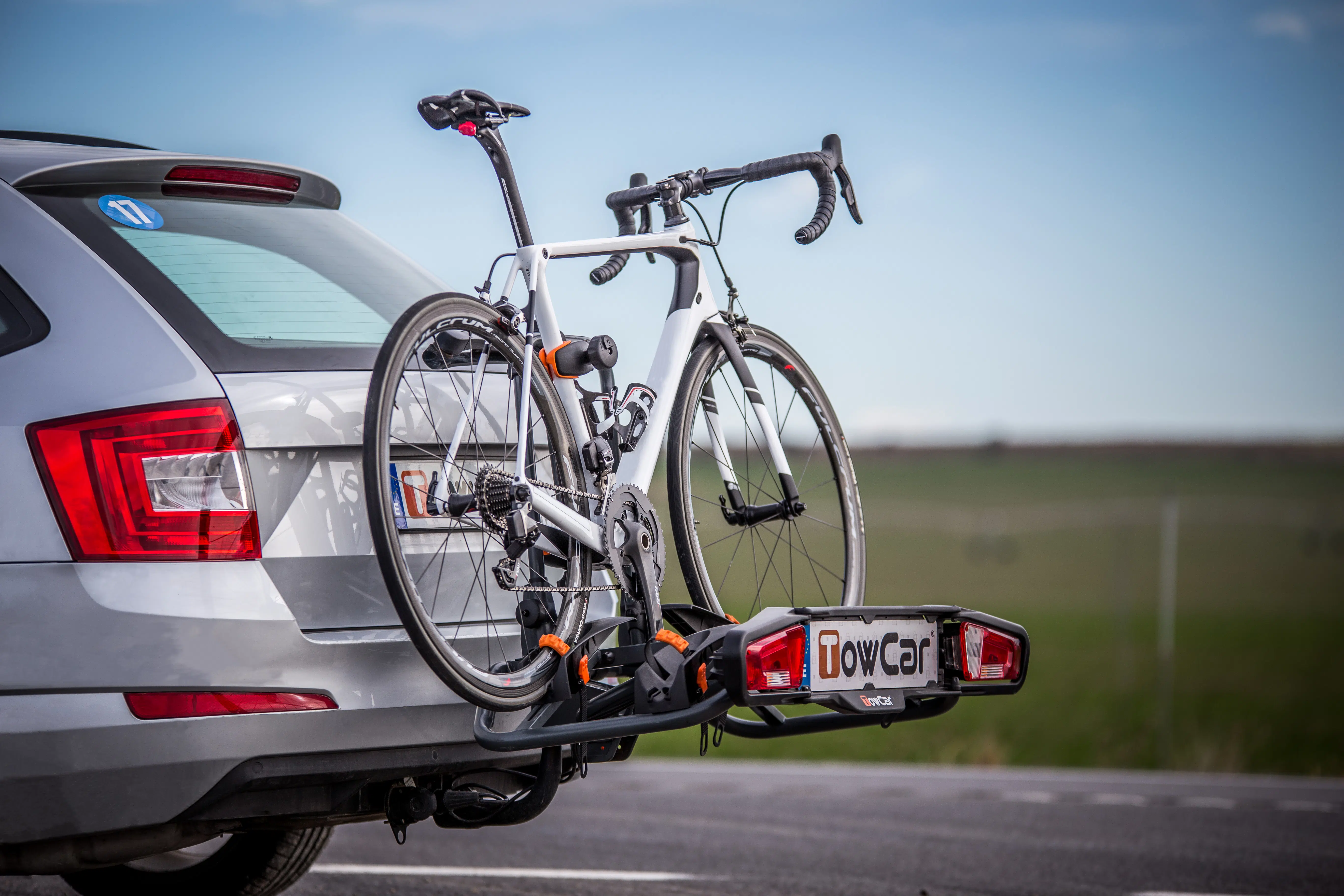 TCTR002_24_TowCar_TR3
